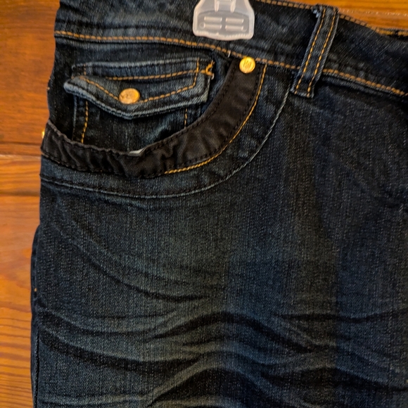 Rocawear Blue Skinny Jeans with Vintage Appeal - Picture 3 of 13